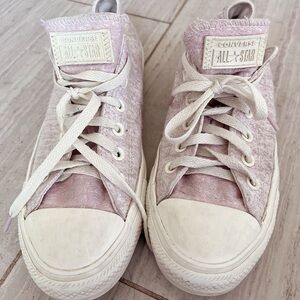 Converse Chuck Taylor All Star Low Womens Size 7 Pink Textured Shoes Sneaker EUC